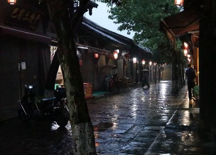 请勿触线